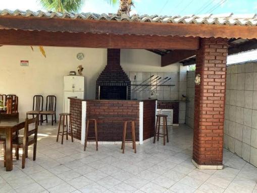 גוארויה Apartamento 2 Quartos A 5 Minutos A Pe Da Praia Da Enseada מראה חיצוני תמונה