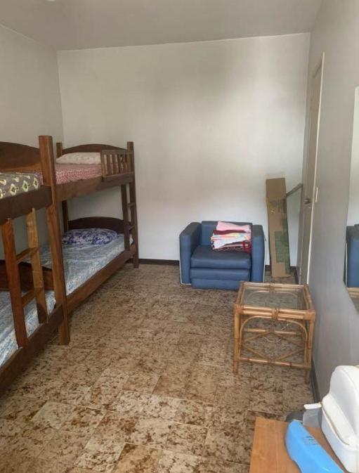 גוארויה Apartamento 2 Quartos A 5 Minutos A Pe Da Praia Da Enseada מראה חיצוני תמונה